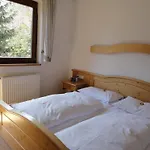 Larchenhof * Бад Кляйнкирххайм
